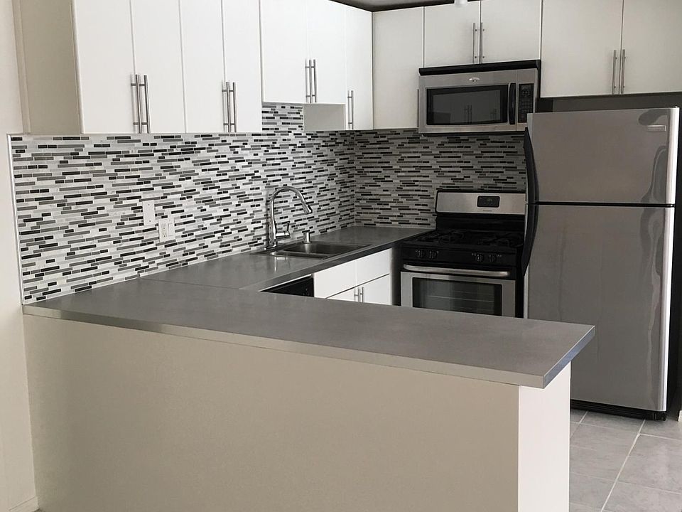 1st image of 855 S Harvard Blvd APT 210