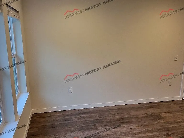 208 E Stella St #805-813 — Photo 36