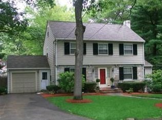 6 Columbine Rd, Milton, MA 02186