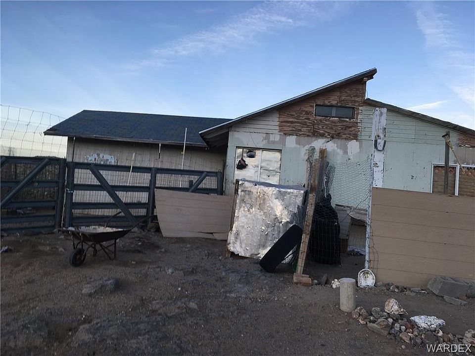 2nd image of 16709 N Kenmore Rd