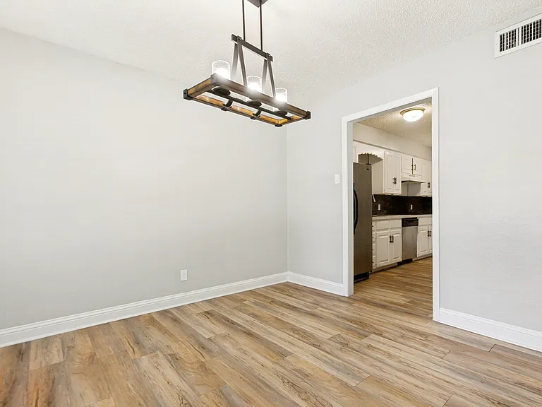 14372 Haymeadow Cir — Photo 12