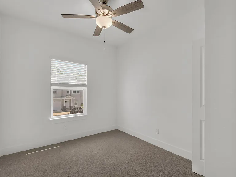 118 Date Palm Ln — Photo 26