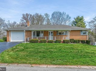 2915 Brookside Ave, Dover, PA