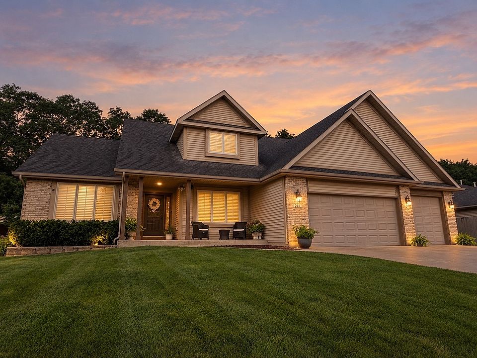 1st image of 230 English Ln