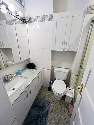 Rented by Compass | media 28