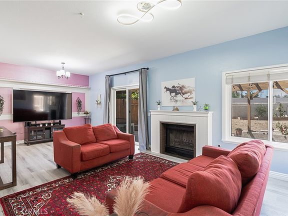 5th image of 4897 Penrose Ave