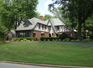 66 Country Club Pl, Belleville, IL 62223