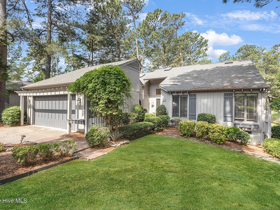 1st image of 835 Saint Andrews Drive