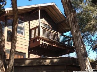 242 Blue Gill Dr, Pipe Creek, TX 78063