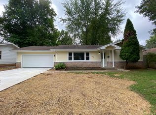 640 E Edgewood St, Springfield, MO 65807