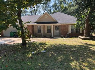 8801 Mermaid Ave, Ocean Springs, MS 39564