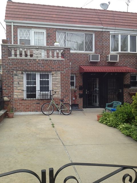 2nd image of 4807 Ditmars Blvd