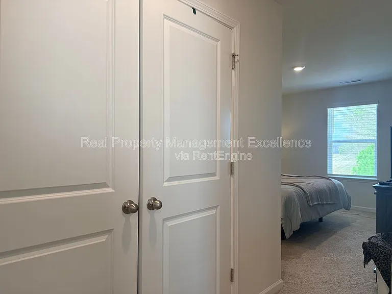 58 Sweet Meadow Rd — Photo 12