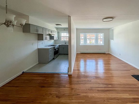 3rd image of 10 Marcy Ave #1