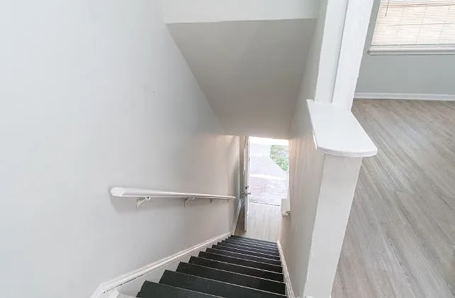 123 Yorke St #B12 — Photo 6