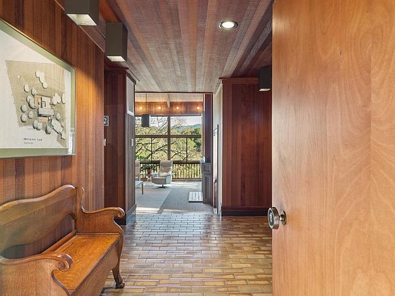 4th image of 14 Oak Grove Way