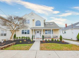 25 N Frontenac Ave, Margate City, NJ 08402