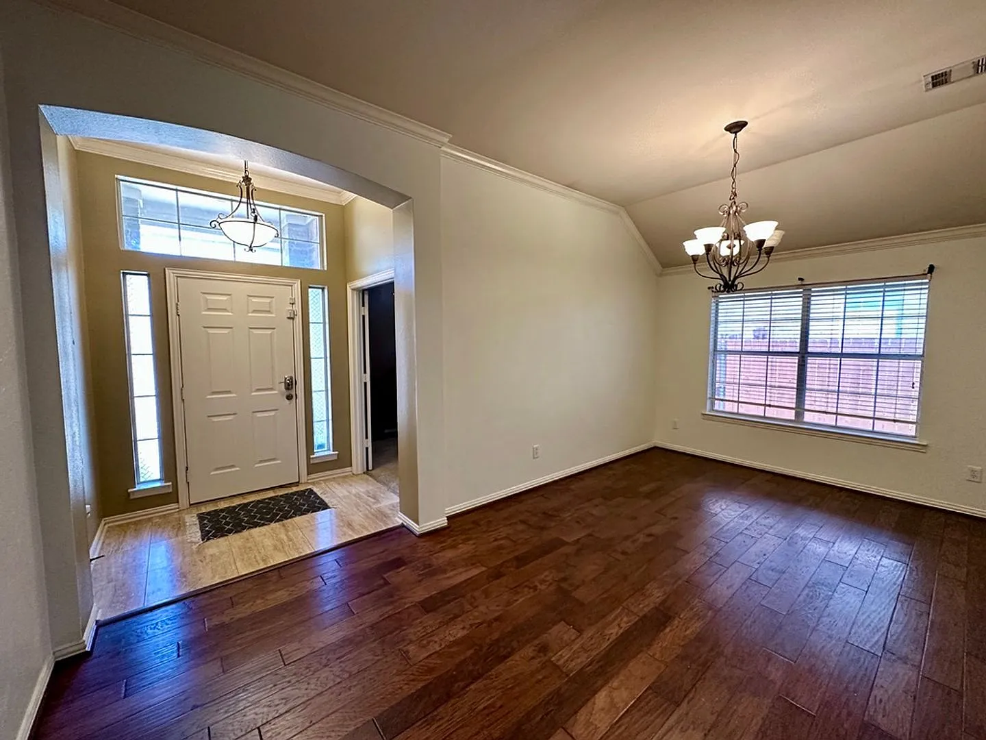 Lovely Home for Rent in Allen, TX! — Photo 4