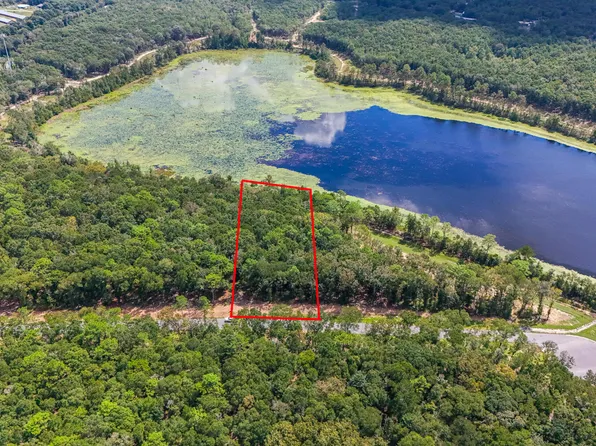 53 Seacoast Way, Defuniak Springs, FL 32433