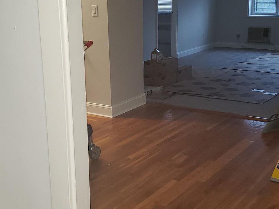 1st image of 1 Sadore Ln APT 4S