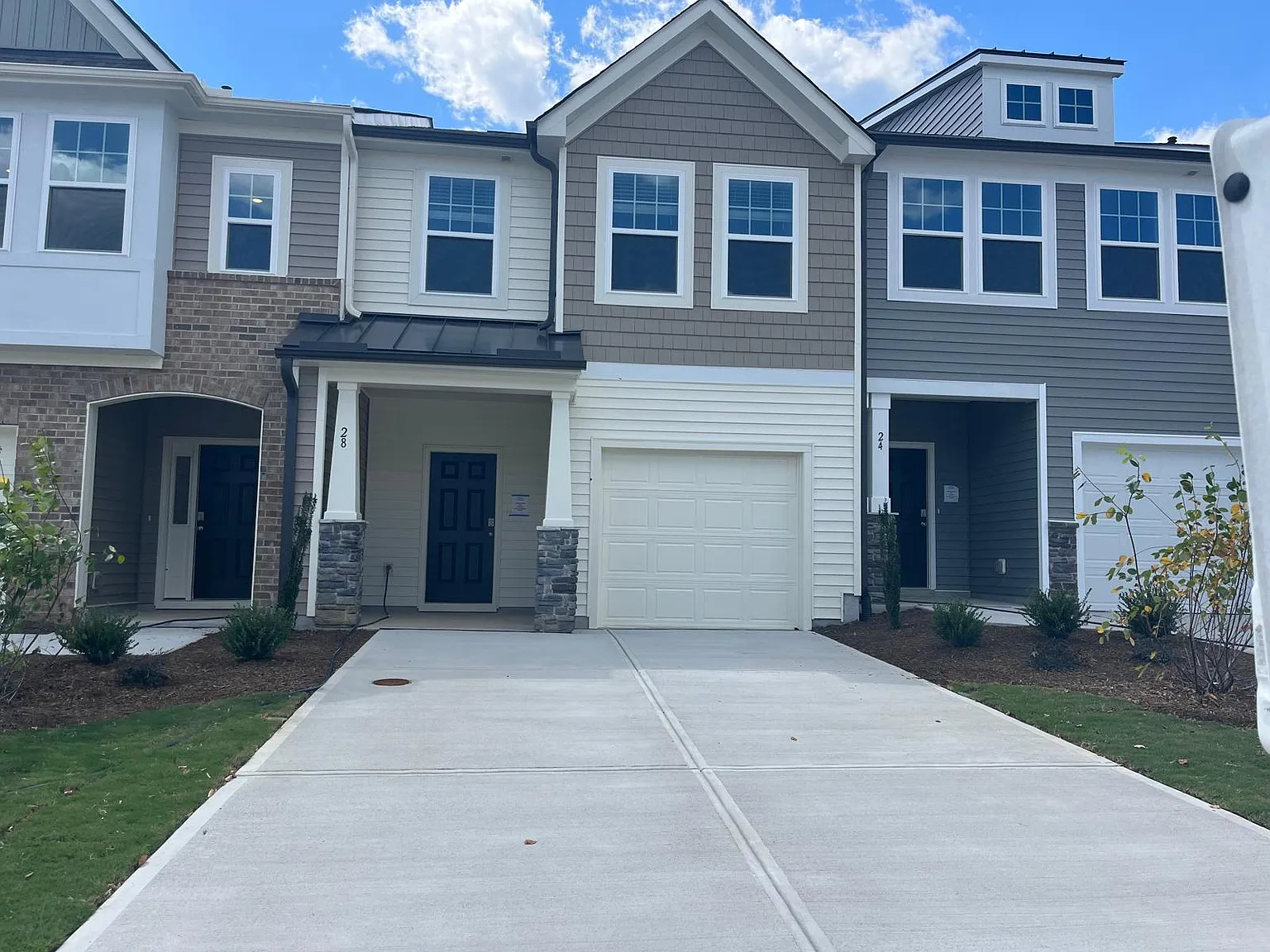 3 bed, 1578 sqft, $1,595 — Photo 2