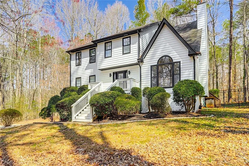 4 bed, 2.5 bath, 3544 sqft, $3,500 — Photo 1