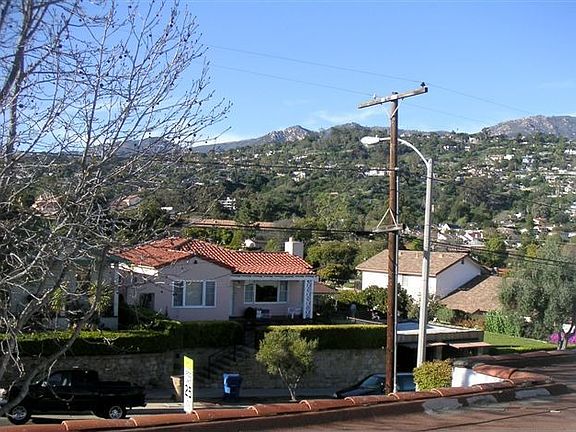 4th image of 614 E De La Guerra St