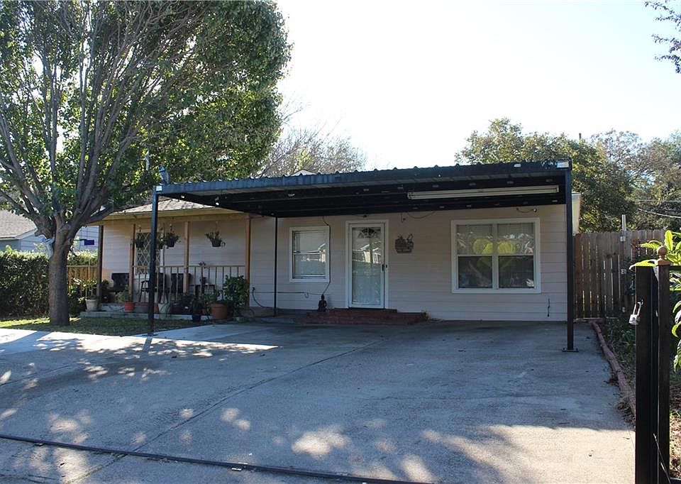 1st image of 3206 Poinsettia Dr