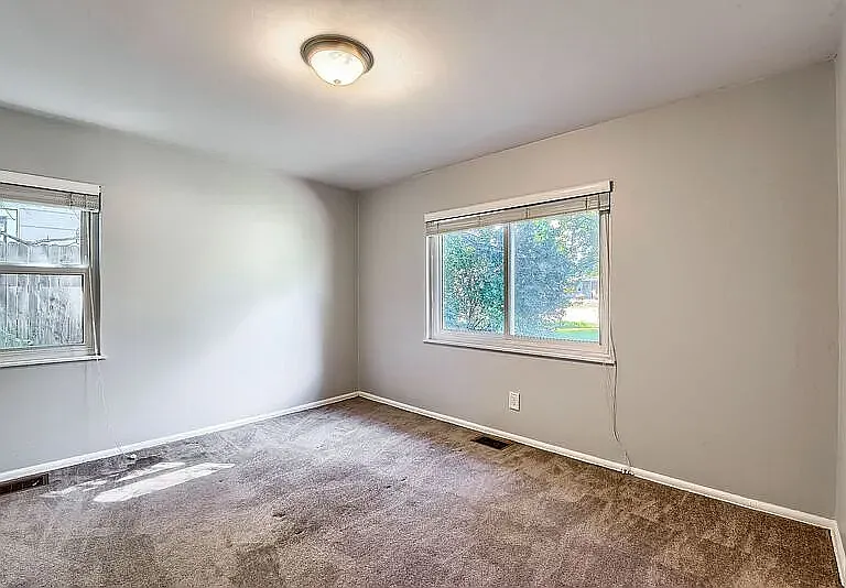 3240 S Forest St — Photo 11