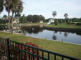 6748 Griffin Blvd, Fort Myers, FL 33908