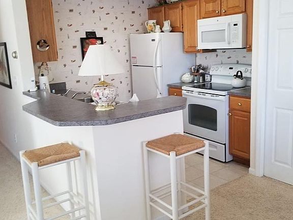 4th image of 13766 S West Bay Shore Dr Unit 109
