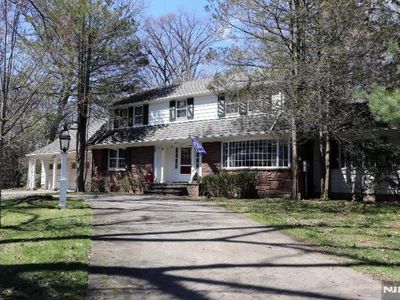 435 Carlton Rd, Wyckoff, NJ, 07481