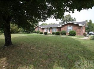 759 Balthrop Rd, Chapmansboro, TN 37035