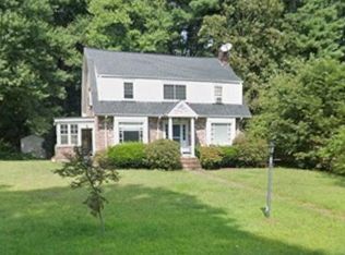 5 Richardson St, Medway, MA 02053