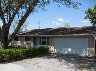 617 Everitt Memorial Hwy, Mount Shasta, CA 96067