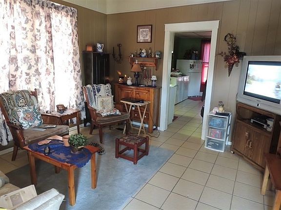 2nd image of 1035 11th St