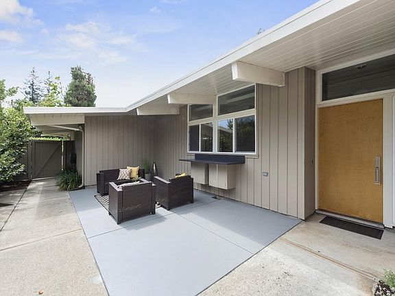 4th image of 3948 Nelson Ct