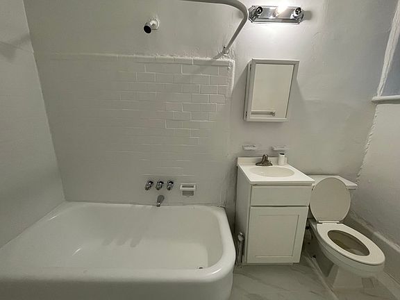 5th image of 350 Ocean Ave #44