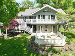 6830 S Stephenson Ln, Springfield, IL 62707