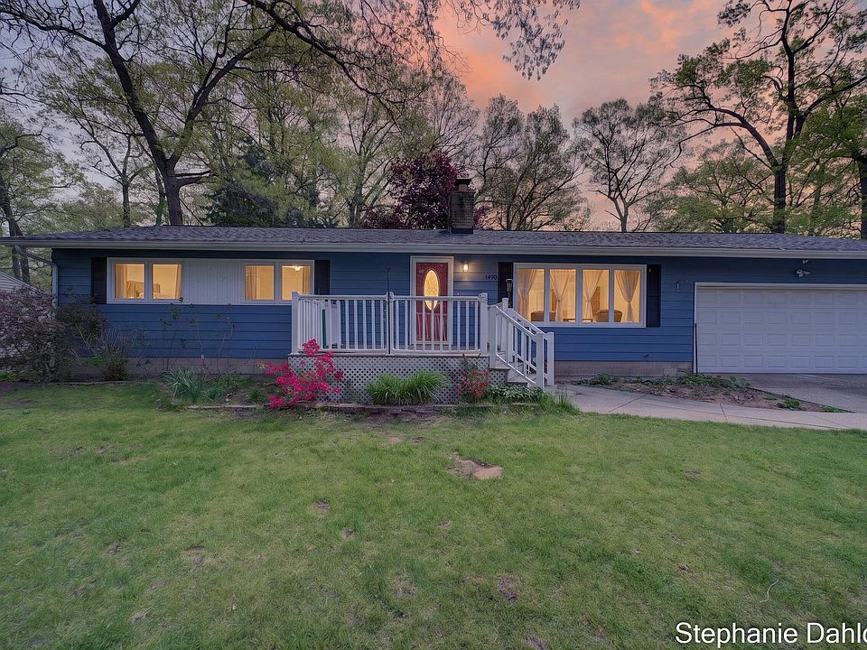 1st image of 1490 Sunview St