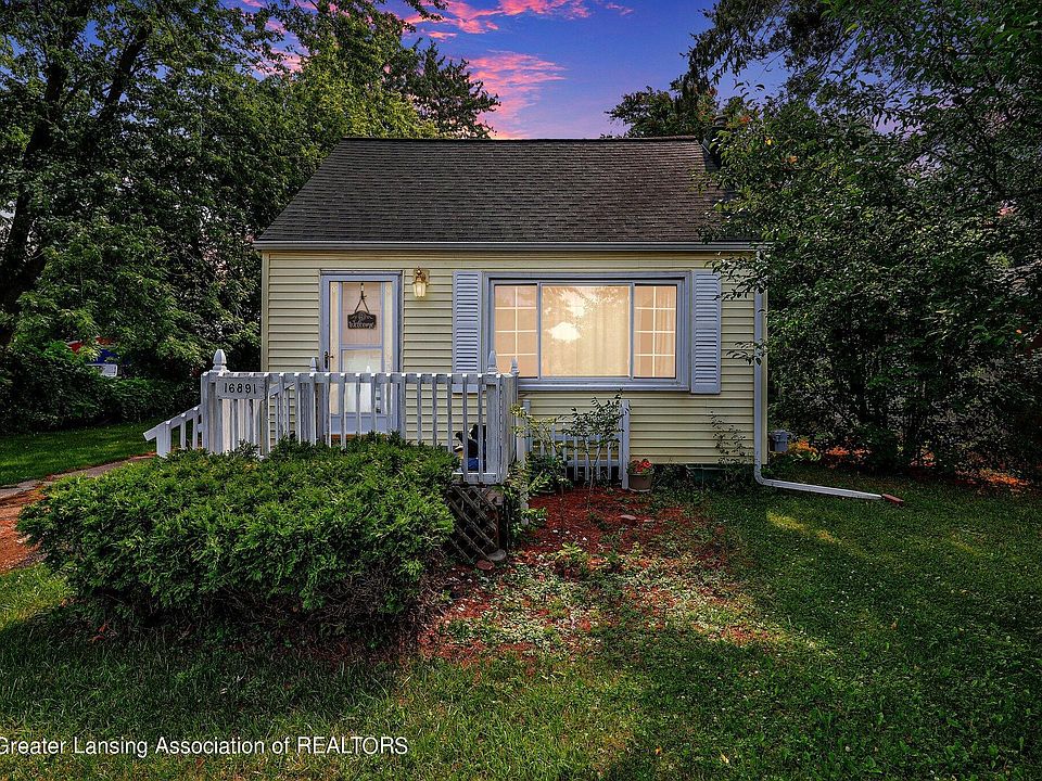 16891 N Cedar St, Lansing, MI 48906 Zillow