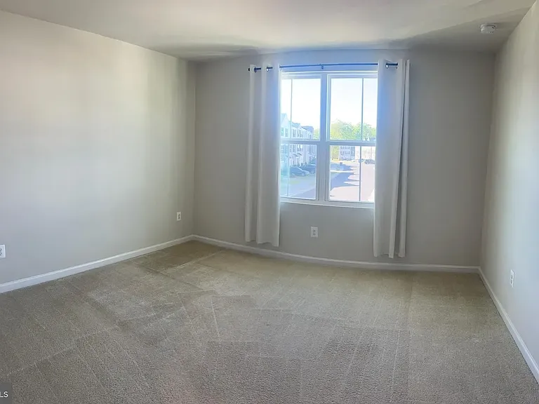 7265 Statesman Blvd — Photo 6