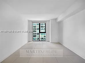 31 SE 6th St #1402 — Photo 27