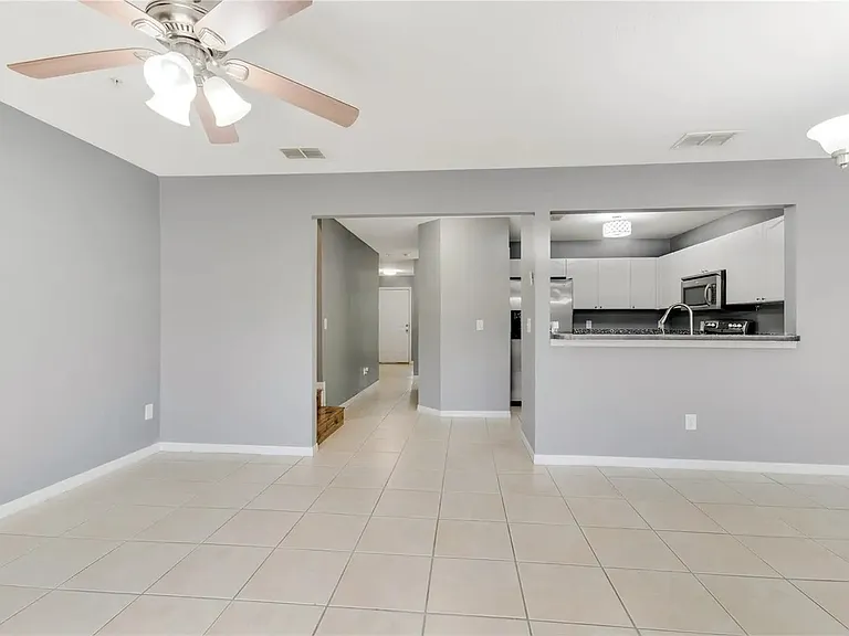 1007 Butterfly Blvd — Photo 3