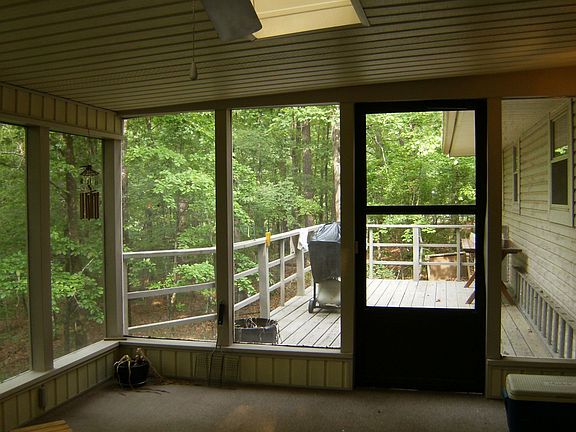 screened porch