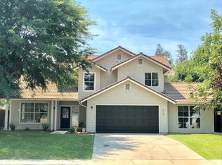 319 W Huntsman Ave, Reedley, CA 93654