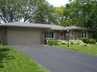 4932 Fenwick Close, Rockford, IL 61114