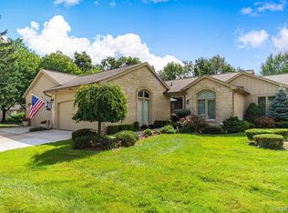 17706 E Kirkwood Dr, Clinton Township, MI 48038