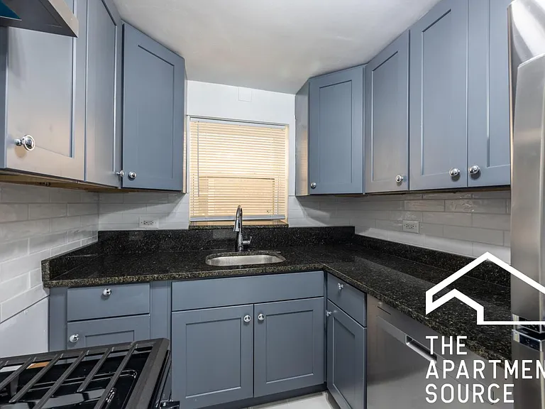 2754 W North Shore Ave #GN — Photo 2