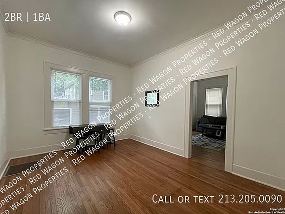 5th image of 415 W Mistletoe Ave #2